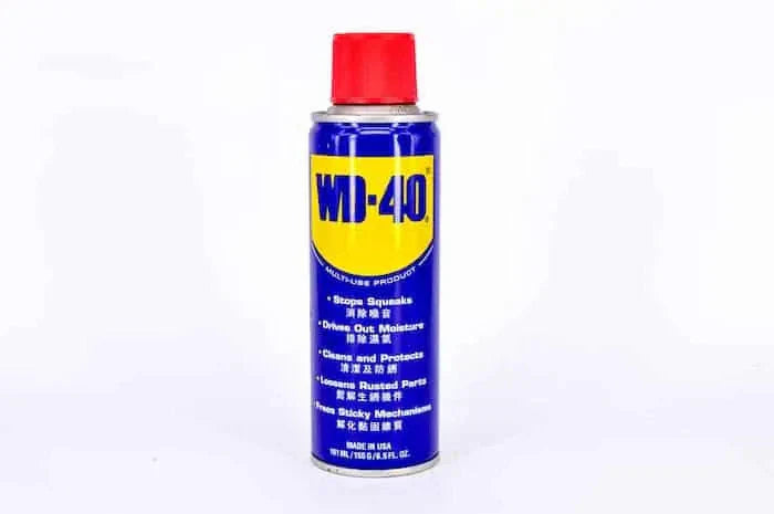Polerowanie reflektorów za pomocą WD-40: Czy warto?